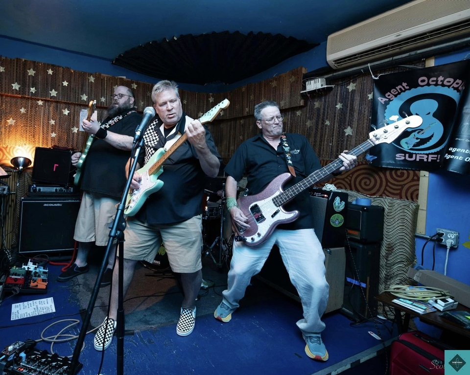 Pictures from Day 1 of Twangstock @ Otto's Shrunken Head in NYC